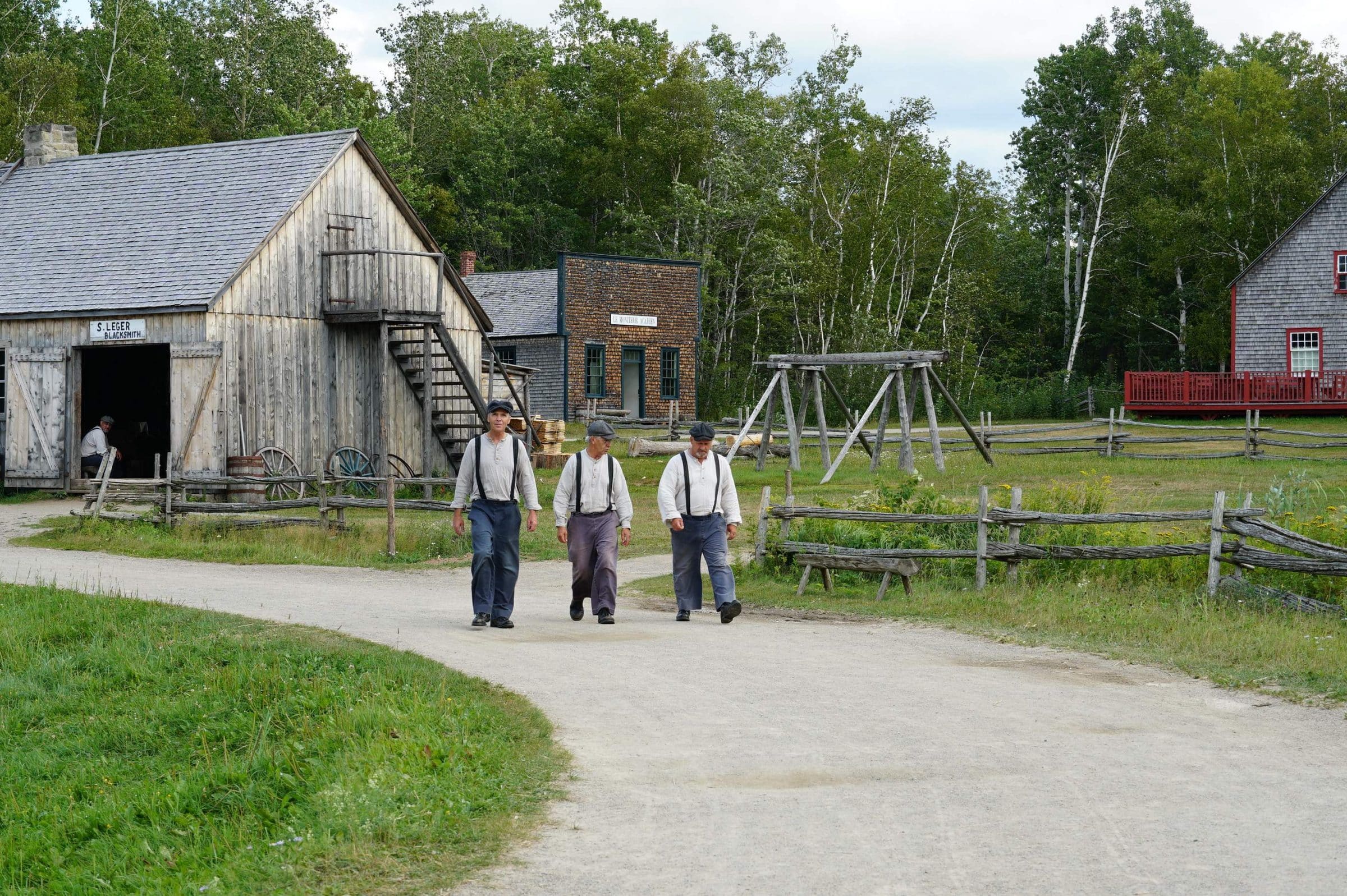 Village historique acadien, hommes du village XVIII - XIXème